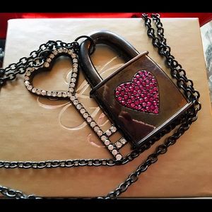 Pink Crystal Antique Bronze Lock& Crystal Key